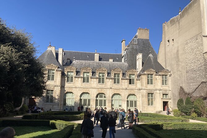 Small Group Marais/Place des Vosges Walking Tour -10 people max - Introduction to the Marais Neighborhood