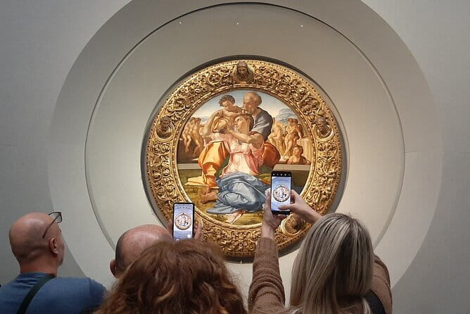 Small Group Medici and Michelangelo Tour in Florence - Inside the Palazzo Pitti and the Michelangelo Connection