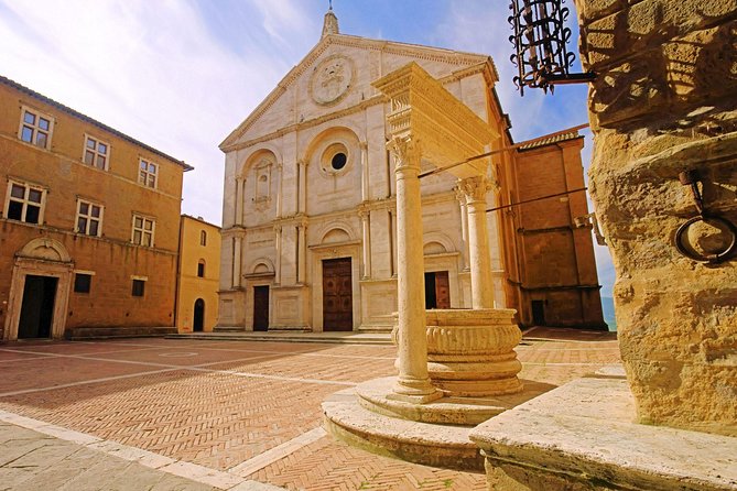 Small-Group Montepulciano and Pienza Day Trip from Siena - Montepulciano’s Artistic and Architectural Riches