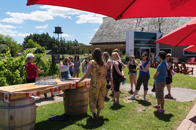Small Group Niagara-on-the-Lake Wine Tasting Tour - Key Points