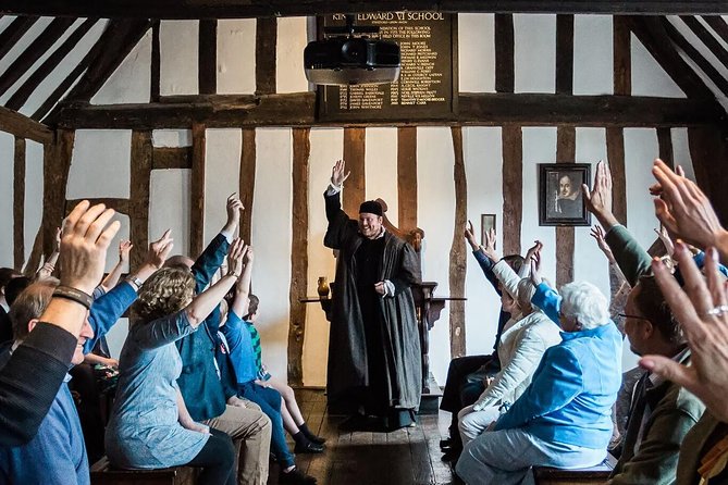 Small-Group Oxford, Warwick Castle and Stratford-upon-Avon - Accessibility and Suitability