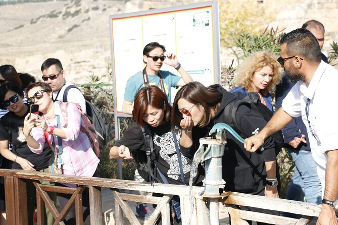 Small Group Pamukkale Tour From Kusadasi or Selcuk Hotels - Lunch at a Turkish Buffet with Vegetarian Options