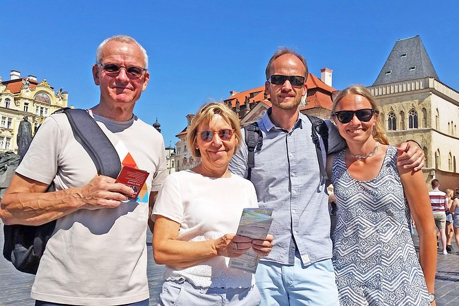 Small Group Prague Old Town and Jewish Quarter Walking Tour - Havels Street Market and Local Food Tips