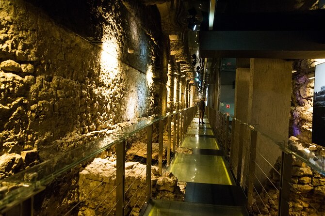 Small-group Rynek Underground Museum Guided Tour in Krakow - Comparing Value and Experience