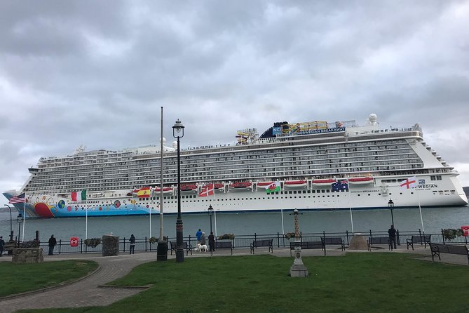 (Small Group) Shore Tour from Belfast: Giant's Causeway and Belfast Day Trip - Explore Northern Ireland’s Iconic Sites with a Small Group Tour