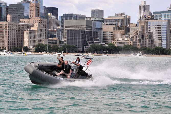 Small-Group Sightseeing Boat Tour in Chicago - Chicago’s Lakeside Landmarks from a Unique Angle