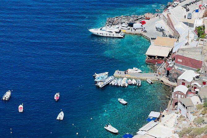 Small Group Sightseeing Tour: All Santorinis Treasures - Guides and Personalised Service