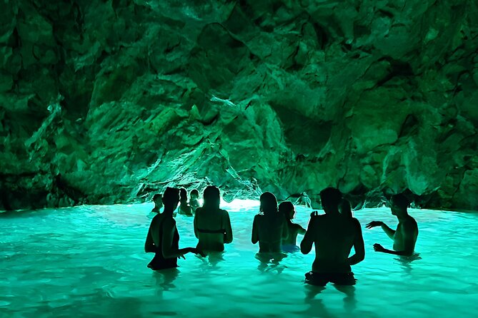 Small Group Speedboat Adventure Trip to Grama Bay - Relaxing at Grama Bay and Optional Mountain Hike