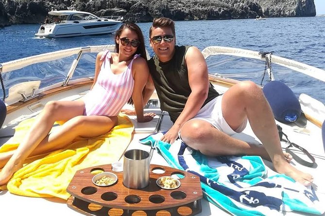 Small group sunset boat tour from Sorrento - Discovering the Roman Heritage along the Coast