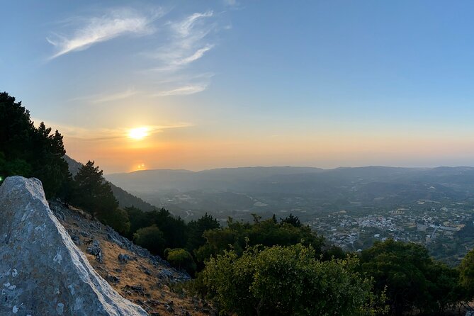 Small Group Sunset Hiking from Salakos to Profitis Ilias - Reaching the Summit: Profitis Ilias’s Breathtaking Views