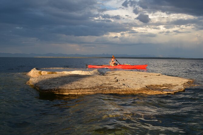 Small-Group Sunset Kayaking Tour on Lake Yellowstone - The Unique Appeal of Sunset Paddling on Lake Yellowstone