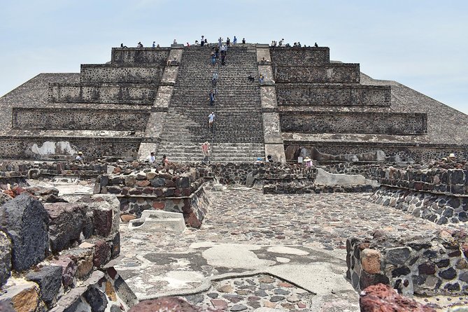 Small Group: Teotihuacan Pyramids and Shrine of Guadalupe from Mexico City - What is Included and What to Consider