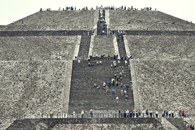 Small Group: Teotihuacan Pyramids and Shrine of Guadalupe with Lunch - Highlights of the Tour Experience