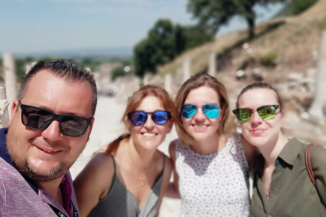 Small Group Tour Ephesus and House of Mary with Lunch - Discover Ephesus, House of Mary, and Turkish Craftsmanship in a Personal Tour