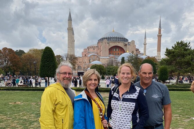 Small Group Tour: Hagia Sophia, Basilica Cistern, Blue Mosque and Grand Bazaar - Key Points