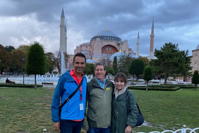 Small Group Tour: Hagia Sophia, Basilica Cistern, Blue Mosque and Grand Bazaar - Practical Details and Group Experience