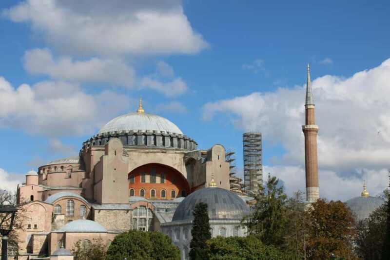 Small Group Tour Hagia Sophia, Blue Mosque and Grand Bazaar - Explore Istanbul’s Historic Heart in a Small Group Setting