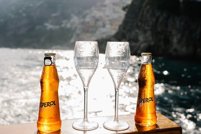 Small Group Tour in Positano by Boat at Sunset with Prosecco - What Makes the Stops Special?
