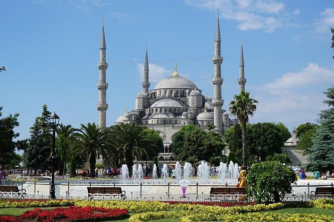 Small Group Tour of Istanbul In A Day - Exploring the Topkapi Palace and Its Treasures