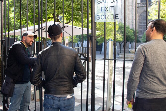 Small-Group tour of Seville Cathedral & Giralda Tower - Practical Details: Group Size, Accessibility, and Dress Code