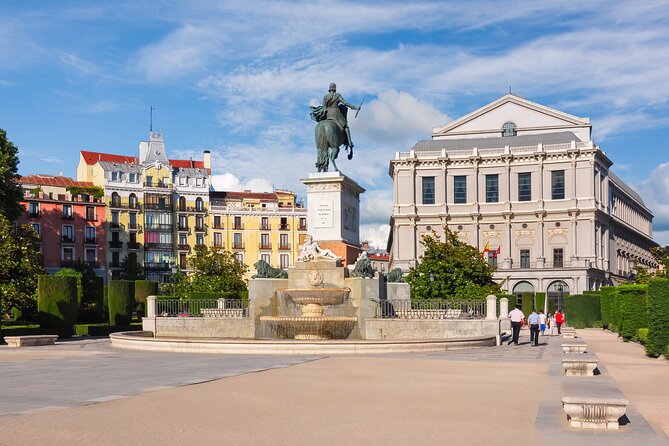 Small Group Tour of the Austrias in Madrid - Starting at Puerta del Sol: The Heart of Madrid