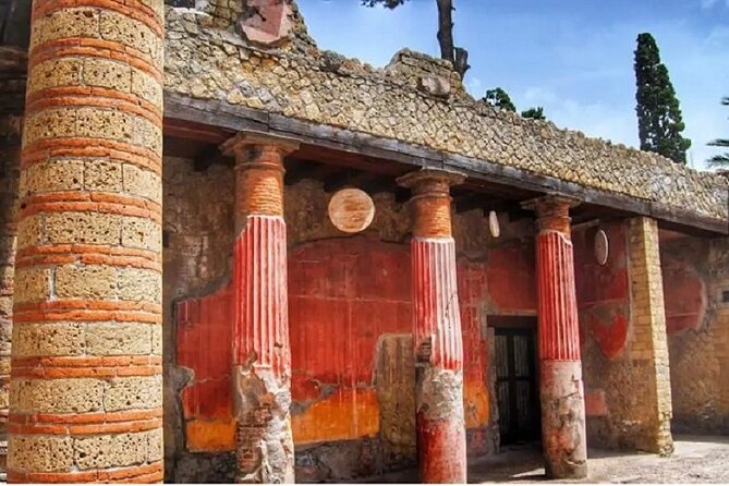 Small Group Tour Pompeii and Herculaneum from Rome - Customizing the Tour: Guided Options and Personal Guides