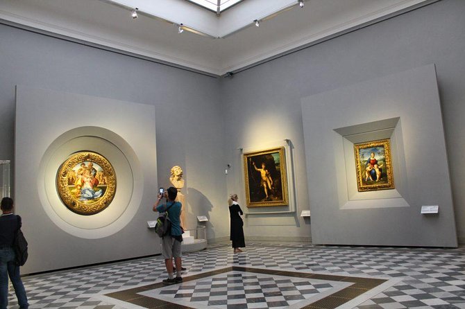 Small group: Uffizi Gallery fast track included - Insights from Past Participants: Guide Expertise and Experience