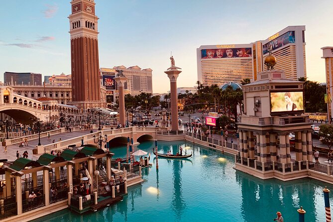Small Group Vegas Strip Walking Tour with Free Drink - The Old Rome Charm at Caesars Palace and The Forum Shops