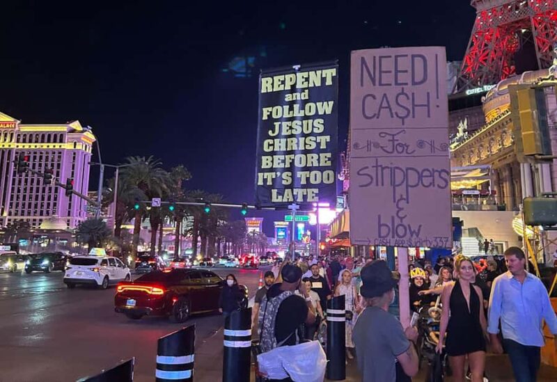 Small Group Vegas Strip Walking Tour with Free Drink - The Hidden Gems and Secret Spots in Vegas