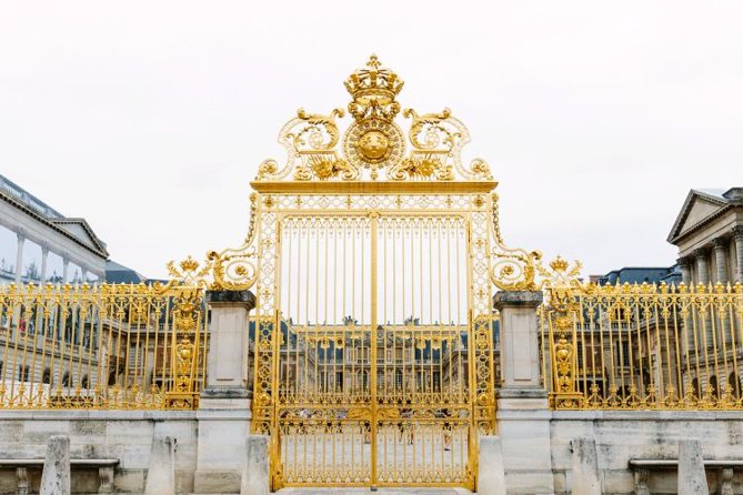Small Group VIP Versailles Bike Tour from Paris with King's Apartments Access - Starting Point and Transportation Logistics in Paris