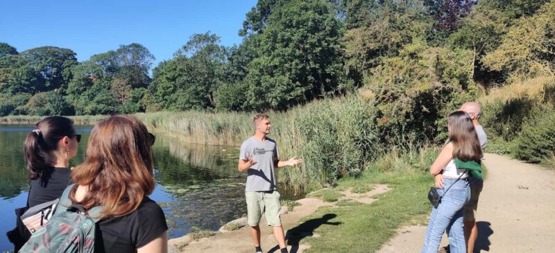 Small group walking tour with Coffee, Cake & Culture - Logistics and Group Size for a Personalized Experience