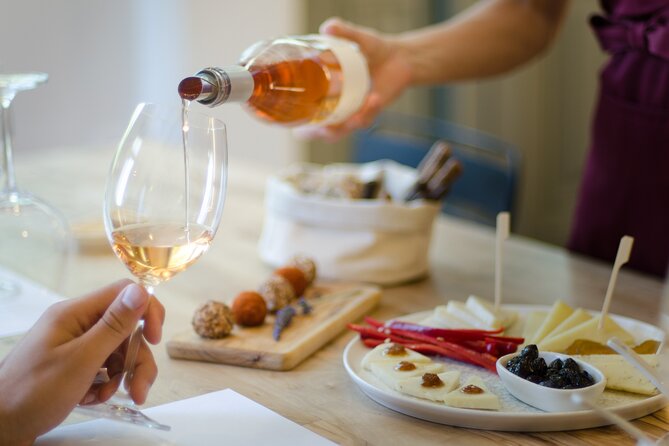 Small-Group Wine Tasting Activity in West Chania - Discover the Charm of Small-Group Wine Tasting in West Chania