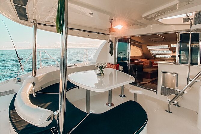 Small Group Yacht Sunset Cruise from Oahu - The Hosted Bar and Beverage Selection