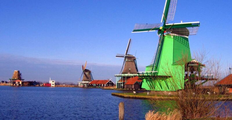Small Group Zaanse Schans & Volendam Tour w/ Hotel Pick up - Discover the Charm of North Holland on a Small-Group Tour