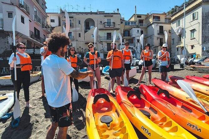 Small groups Kayak tour from Sorrento to Bagni Regina Giovanna - Exploring Sorrento’s Coastal Beauty by Kayak