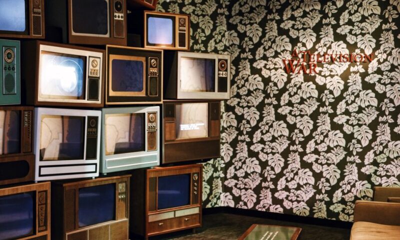 Smithsonian Museum of American History Semi-Private 8ppl Max - Meeting Logistics and Group Size