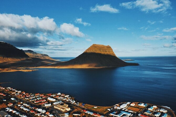 Snæfellsnes Peninsula Private Tour Iceland - The Oceanic Horizon from Malariff Lighthouse