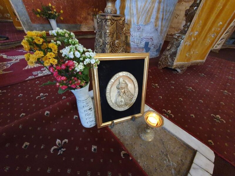 Snagov Monastery, Ceauescu Mansion, & Village Museum - 6h - Discover Bucharest’s Hidden Layers in a 6-Hour Private Tour