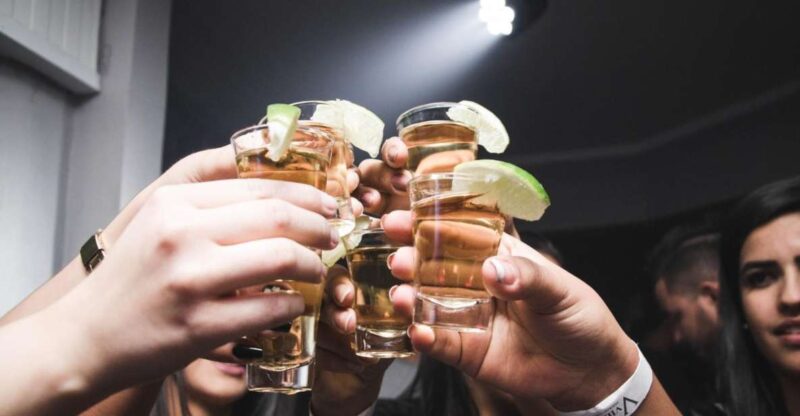 Snaps, Bars and Nightlife Tour in Copenhagen Nyhavn - Explore Copenhagen’s Snaps and Nightlife in Style