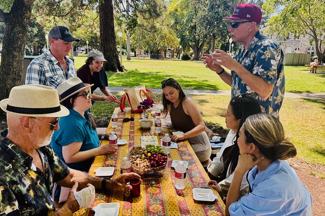 Snob Free Sonoma Plaza Walking Experience - Educational Materials and Maps