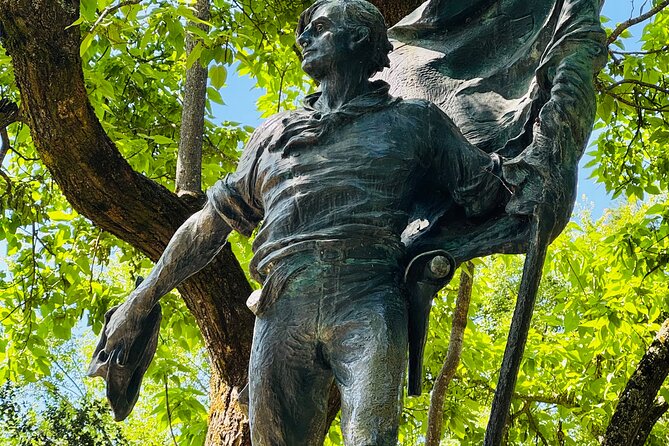 Snob Free Sonoma Plaza Walking Experience - Cost and Booking Considerations