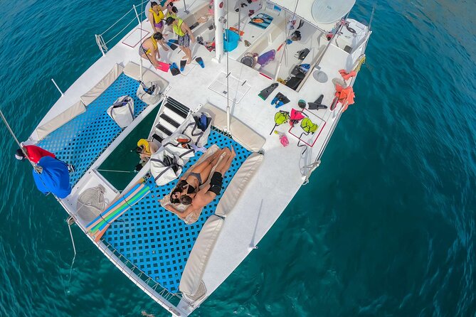 Snorkel Cruise in Los Cabos - All-Inclusive Drinks and Lunch on the Water