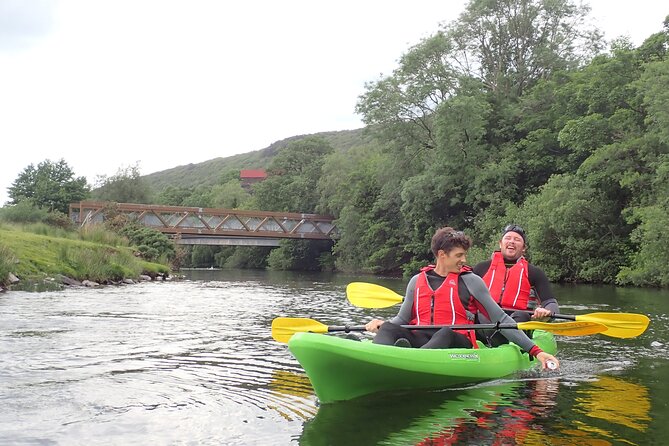 Snowdon Kayak Adventure on Llyn Padarn - The Guide’s Role and Customer Satisfaction