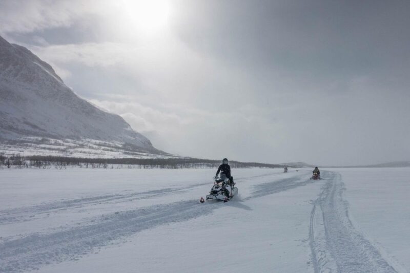 Snowmobile Adventure Abisko (Shared) - Discover the Thrills of Snowmobiling in Abisko, Sweden