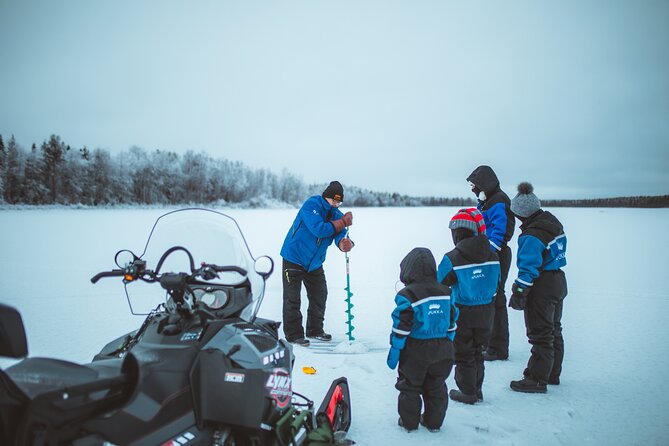 Snowmobiling and ice fishing in Apukka Resort, Rovaniemi - Discover the Snowmobiling and Ice Fishing Experience at Apukka Resort