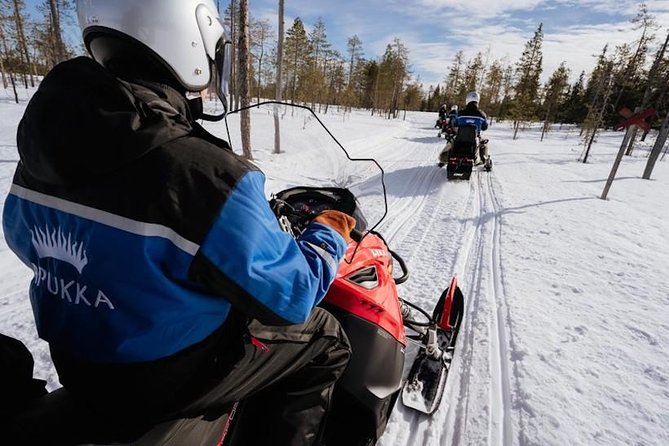 Snowmobiling and ice fishing in Apukka Resort, Rovaniemi - Key Points