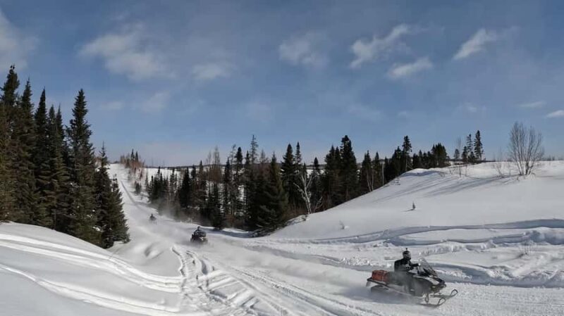 Snowmobiling Upper Laurentians 2hrs near Mont-Tremblant - Safety and Equipment Requirements for Snowmobiling in the Laurentians