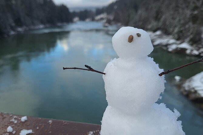 Snowshoe Day Tour In Glacier National Park - Food, Drinks, and Comforts in the Wilderness