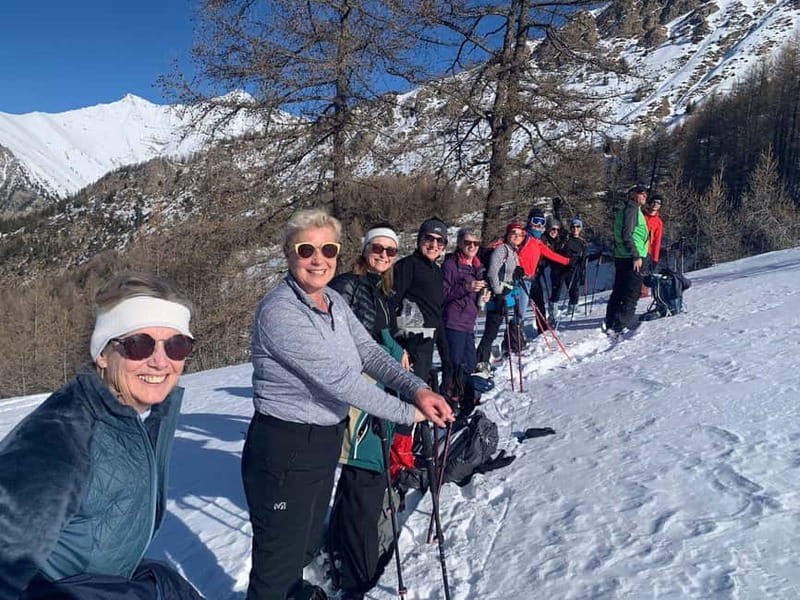 Snowshoeing on the Lure mountain - Wildlife Observation and Nature Learning