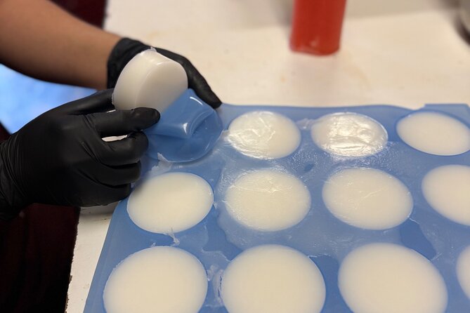 Soap Making Classes with Bubble Shack Hawaii - The Crafting Process in Detail
